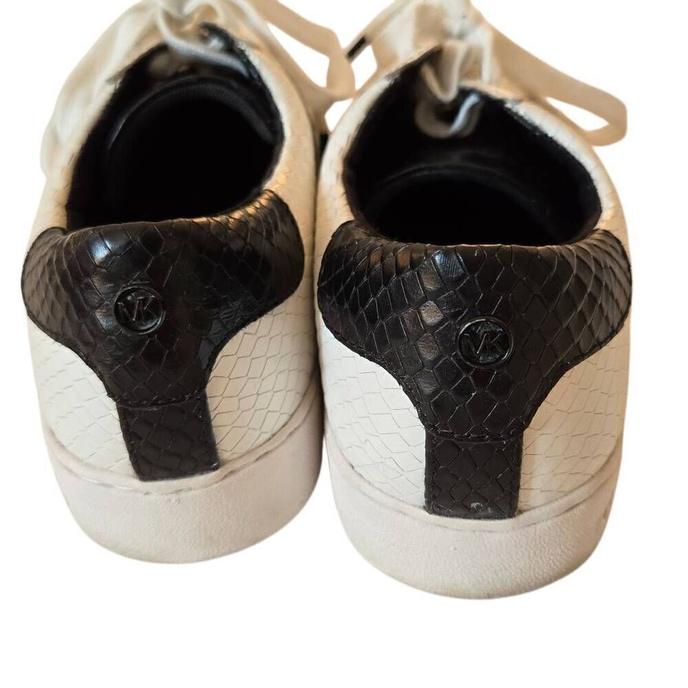 MICHAEL KORS Womens White Snake Pattern Lace Up Leather Sneaker Shoe Size 7 - Picture 3 of 12